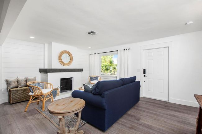 182 Beacon Ln, House other with 3 bedrooms, 2 bathrooms and null parking in Jupiter Inlet Colony FL | Image 6