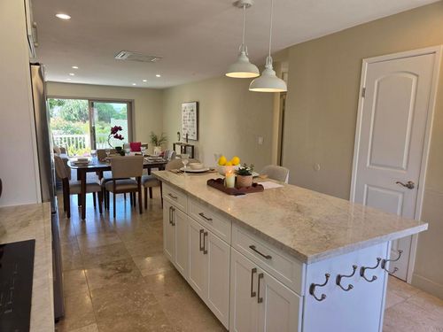 1809 Pleasantdale Dr, Encinitas, CA, 92024-4249 | Card Image