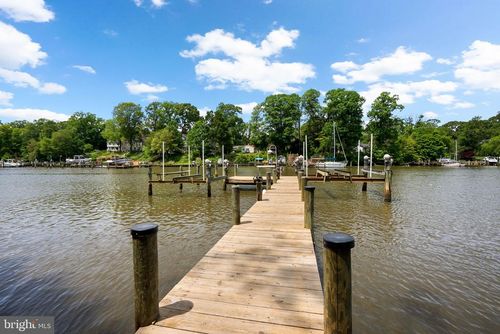 743 Rolling View Dr, ANNAPOLIS, MD, 21409-4654 | Card Image