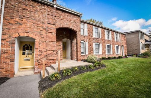 5 Cinema Dr, Ithaca, NY, 14850-1655 | Card Image