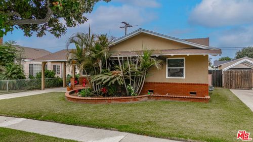 10425 Orr And Day Rd, Santa Fe Springs, CA, 90670-4107 | Card Image