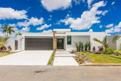 69-RESIDENCES AT RIO Calle Ebro Corner, Bayamon, PR, 00959 | Card Image