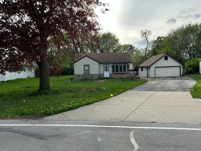 1780 Dexter Lane, House other with 3 bedrooms, 1 bathrooms and 2 parking in Des Plaines IL | Image 1