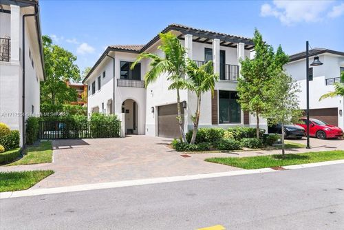 8109 Nw 48th Ter, Doral, FL, 33166 | Card Image