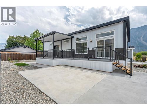 10-1118 Middle Bench Rd, Keremeos, BC, V0X1N2 | Card Image