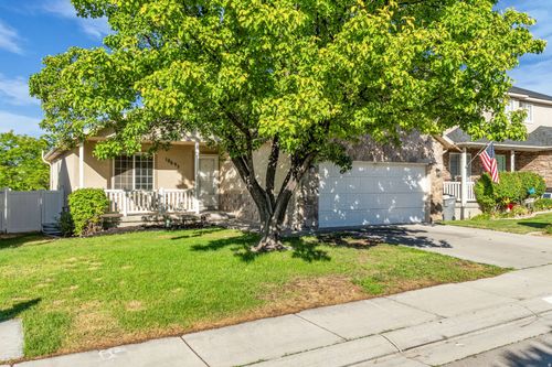 10695 S Pine Grove Way, South Jordan, UT, 84009-3986 | Card Image