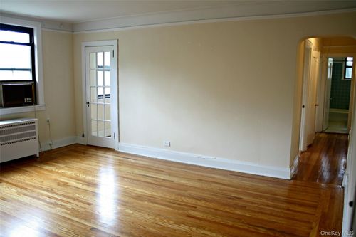 apt-1e-11 Greenridge Ave, White Plains, NY, 10605-1220 | Card Image