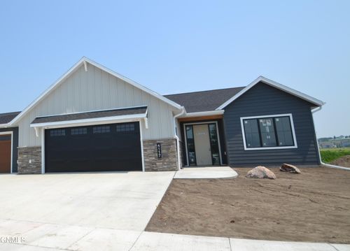 4117 Ivory Lane, Bismarck, ND, 58503 | Card Image