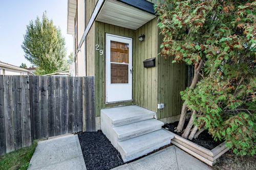 29 Abbott Close, Red Deer, AB, T4R1B4 | Card Image