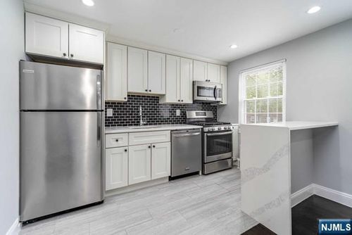 84 Clark Ct, Rutherford, NJ, 07070-1302 | Card Image