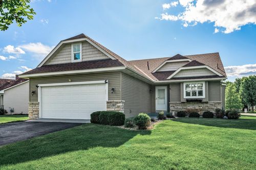 197 Century Trl, Lino Lakes, MN, 55014-7002 | Card Image
