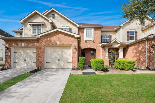 83-8106 Montague Manor Ln, Houston, TX, 77072-0126 | Card Image