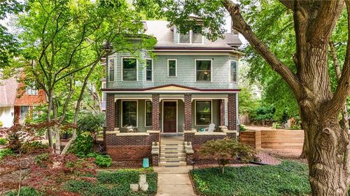 734 Indiana St, Lawrence, KS, 66044-2330 | Card Image