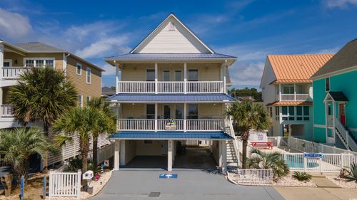 910 S Ocean Blvd, North Myrtle Beach, SC, 29582-3506 | Card Image