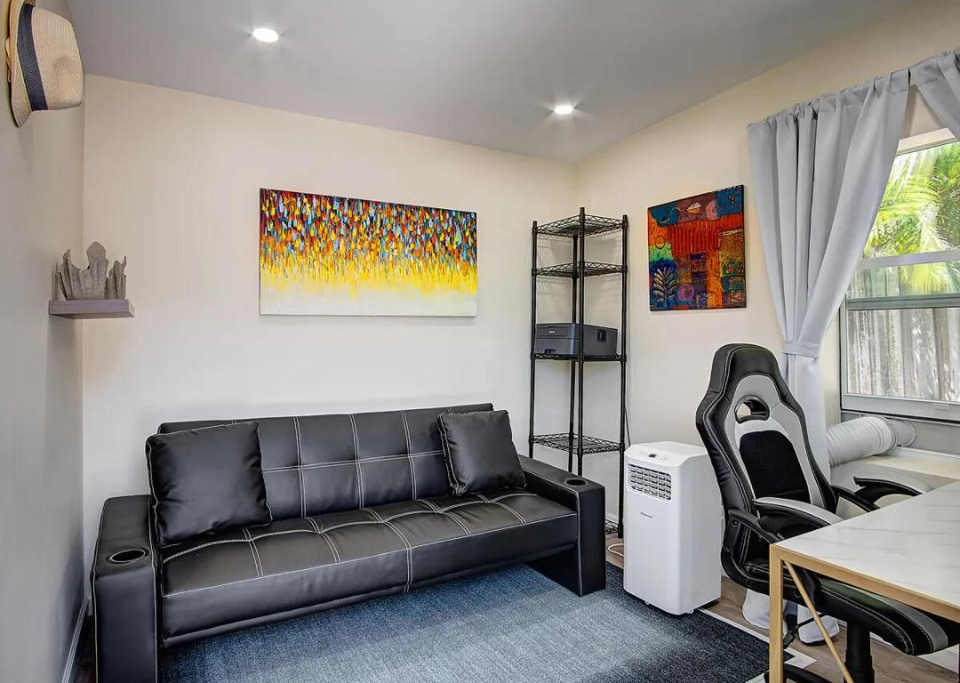 Residential Lease in Wilton Manors 3
