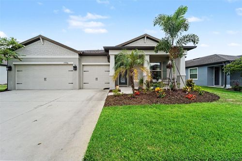 7756 Yale Harbor Dr, WESLEY CHAPEL, FL, 33545-5141 | Card Image
