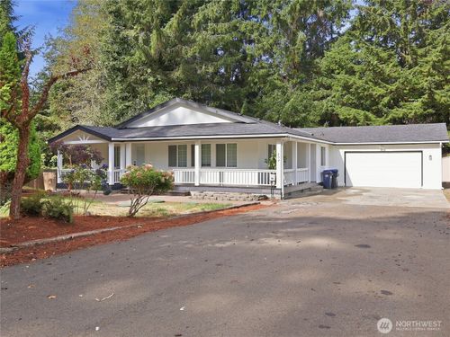 209 Fairway Dr, Aberdeen, WA, 98520-7030 | Card Image