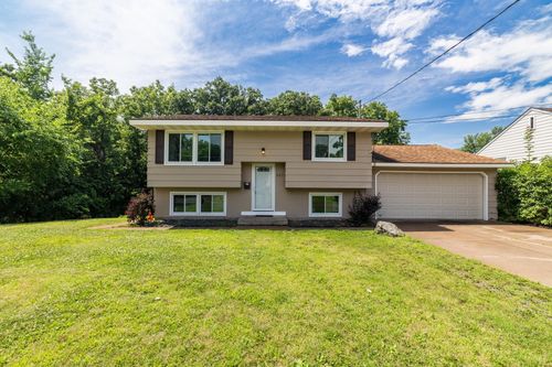 937 Hazelwood St, Saint Paul, MN, 55106-3601 | Card Image