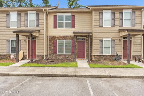 409 Sullivan Loop Rd, Midway Park, NC, 28544-0007 | Card Image