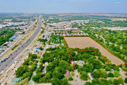 000 Smith Lane, San Marcos, TX, 78666 | Card Image