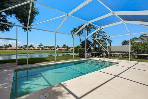 8232 Se Palm Hammock Ln, Hobe Sound, FL, 33455-8222 | Card Image