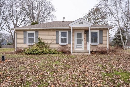 1450 S 165th Street, New Berlin, WI, 53151 | Card Image