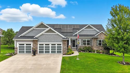 1860 Timber Wolf Dr, North Liberty, IA, 52317-4775 | Card Image
