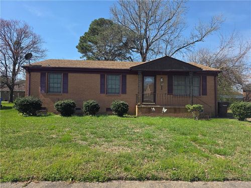 1604 Higgins Avenue, Chesapeake, VA, 23324 | Card Image