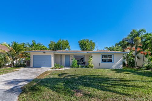 28 Se 8th Ave, Deerfield Beach, FL, 33441-4025 | Card Image