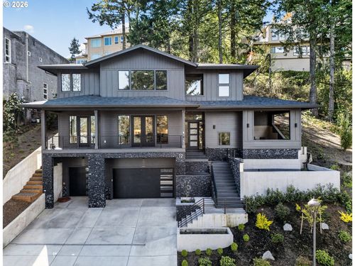 12 Hidalgo St, Lake Oswego, OR, 97035-1045 | Card Image