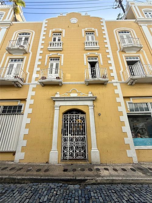4c-153 De La Cruz, SAN JUAN, PR, 00901 | Card Image