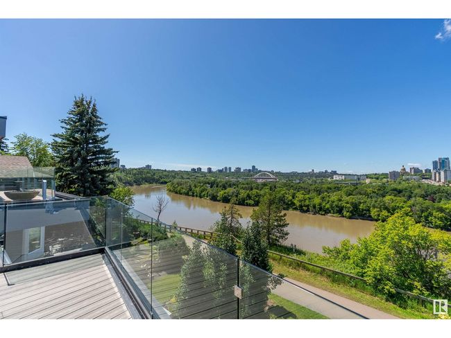 9509 99 B St Nw, House other with 4 bedrooms, 6 bathrooms and 6 parking in Edmonton AB | Image 51