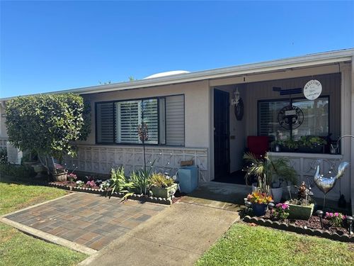 161i-m7-1290 Northwood Rd, Seal Beach, CA, 90740-3347 | Card Image