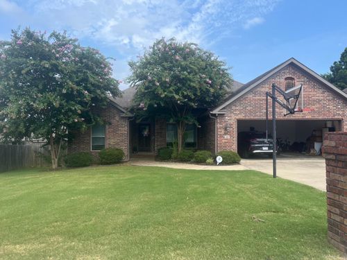 22 Southwind Boulevard, Searcy, AR, 72143 | Card Image