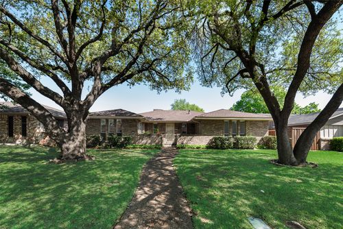 819 Granada Dr, Duncanville, TX, 75116-3913 | Card Image