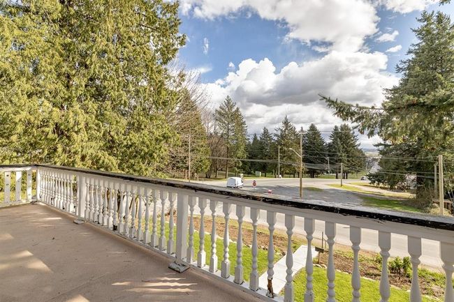 33035 14 Th Avenue, House other with 3 bedrooms, 3 bathrooms and 8 parking in Mission BC | Image 30
