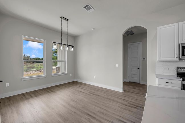 112 Rosebud Ranch Rd, House other with 5 bedrooms, 2 bathrooms and null parking in Bertram TX | Image 8