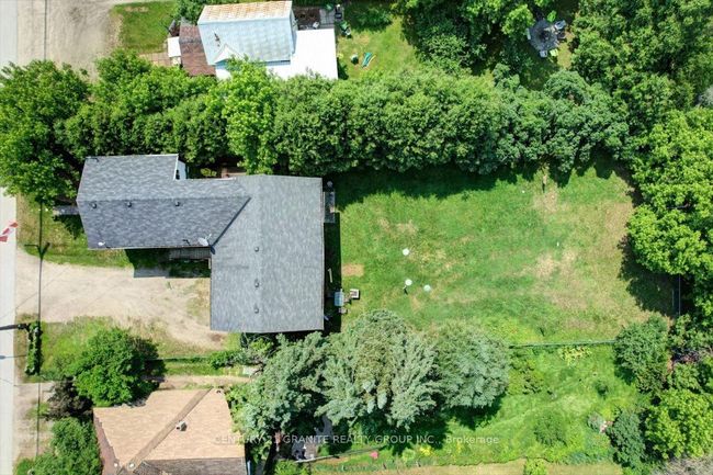 2289 Loop Rd, Home with 6 bedrooms, 4 bathrooms and 4 parking in Wilberforce ON | Image 20