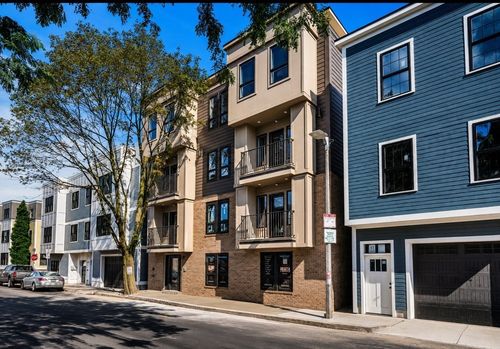 185 E Street, Boston, MA, 02127 | Card Image