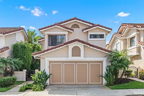 3935 Caminito Silvela, San Diego, CA, 92122-4370 | Card Image