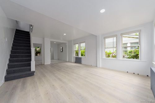 12251 Grayson St, Springfield Gardens, NY, 11413-1041 | Card Image