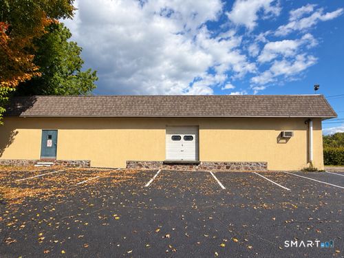 4-54 Chamberlain Hwy, Meriden, CT, 06451-5812 | Card Image