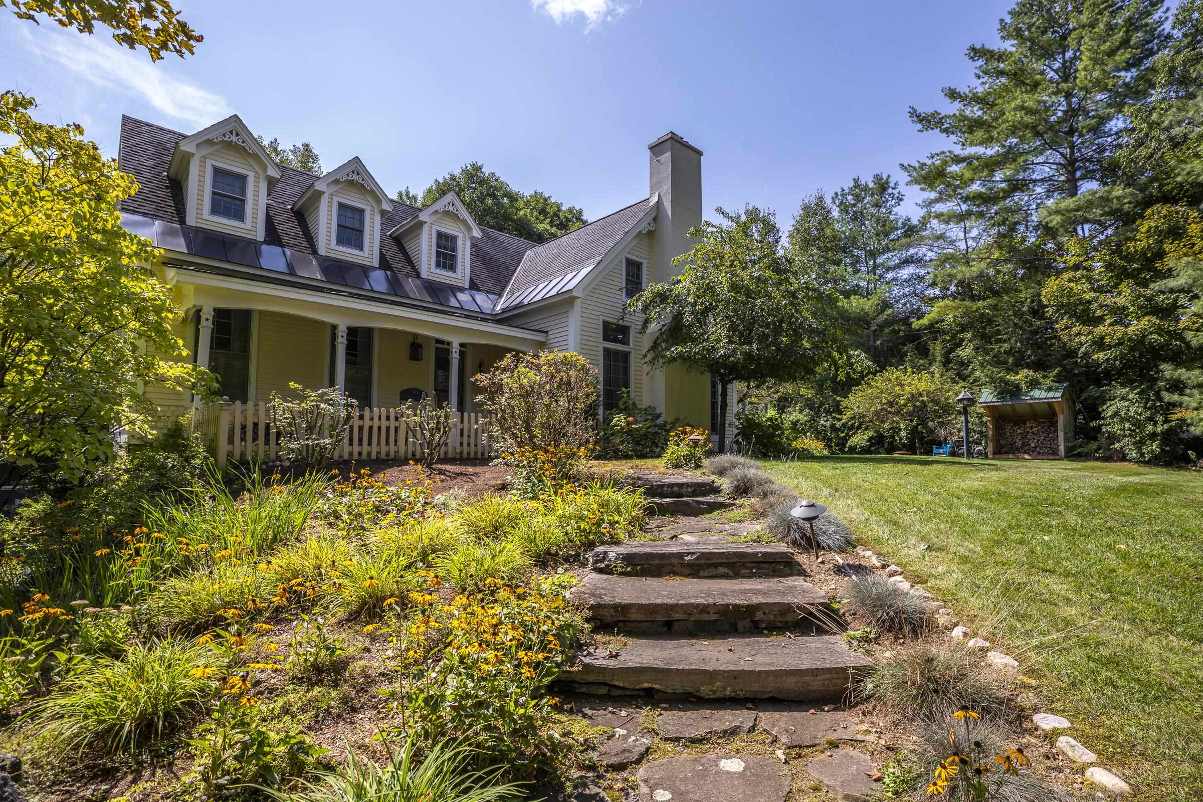 Hemlock Ridge Rd, Manchester Center, VT 05255