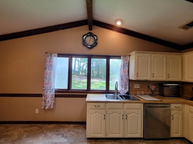Kitchen | Image 76