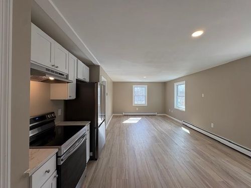 1-60 Charles St, Farmington, NH, 03835-3141 | Card Image