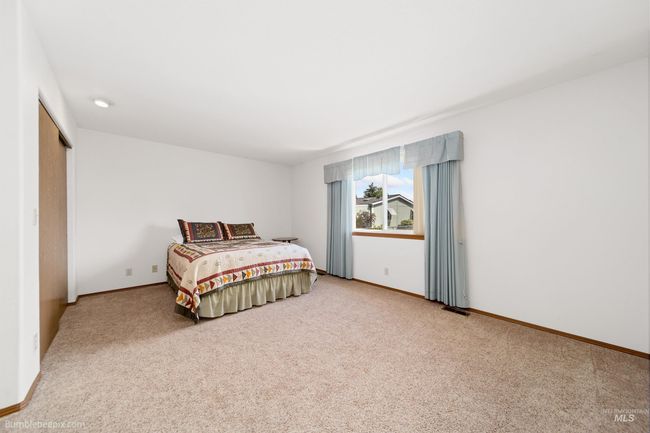 1362 W Tanglewood Ct, House other with 3 bedrooms, 2 bathrooms and 2 parking in Hayden ID | Image 32