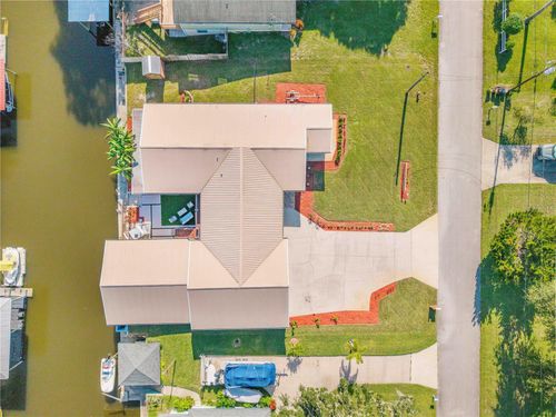 138 Azalea Rd, EDGEWATER, FL, 32141-7202 | Card Image