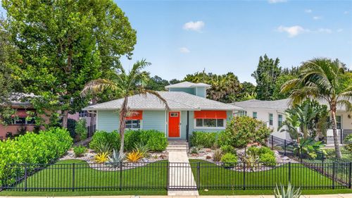 1201 15th St N, ST PETERSBURG, FL, 33705-1028 | Card Image