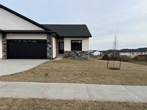 102 Kinsey Street, North Liberty, IA, 52317 | Card Image