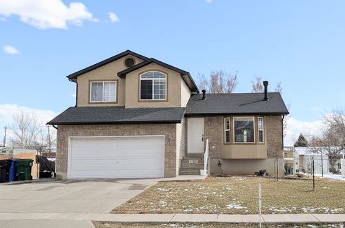 1681 W 350 N, West Point, UT, 84015-8218 | Card Image